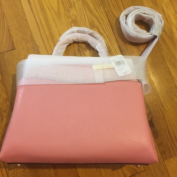 Brand new Lillie carryall and wallet in bubblegum - Picture 5 of 16